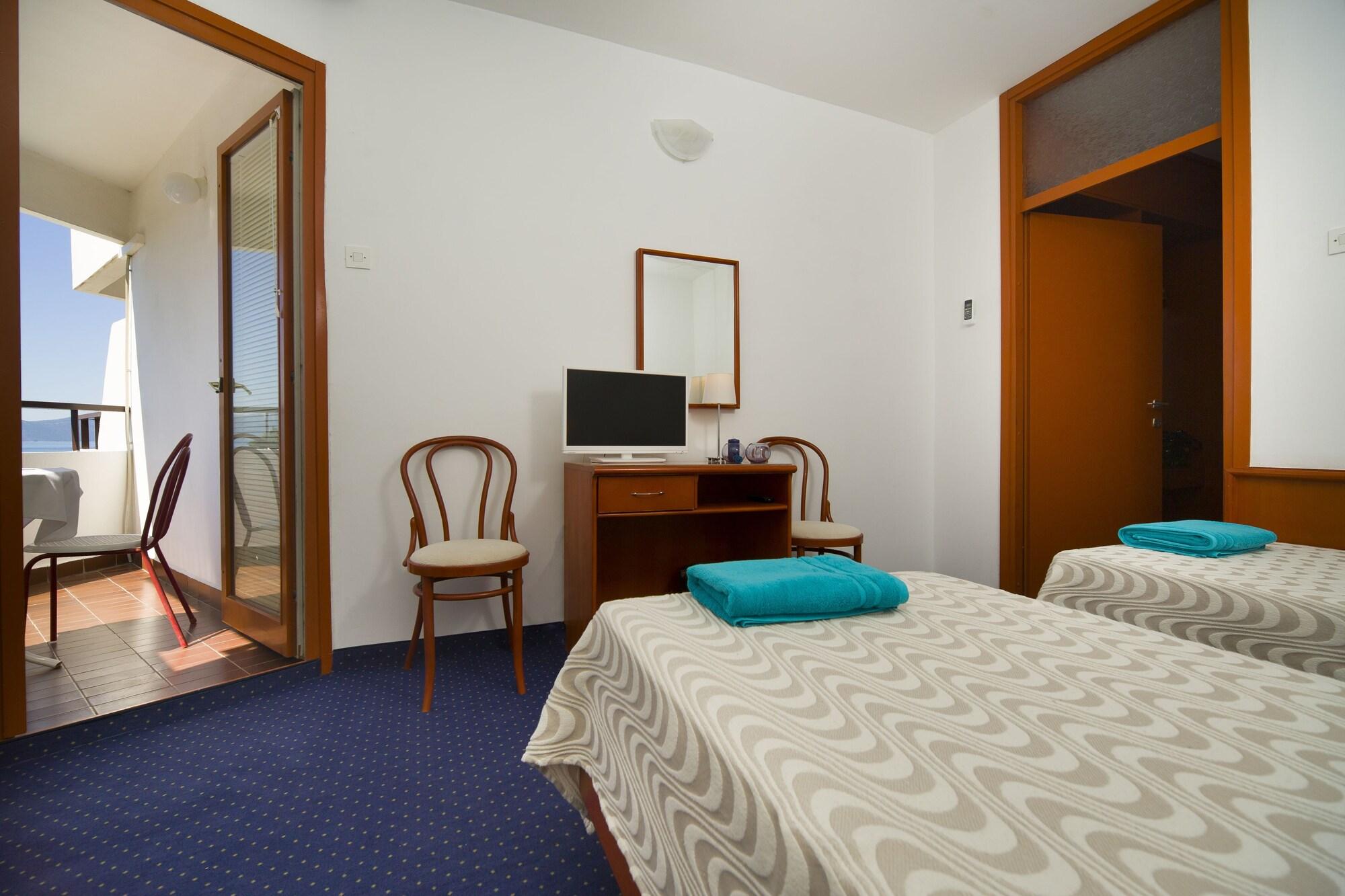 Hotel Laguna Gradac  Esterno foto