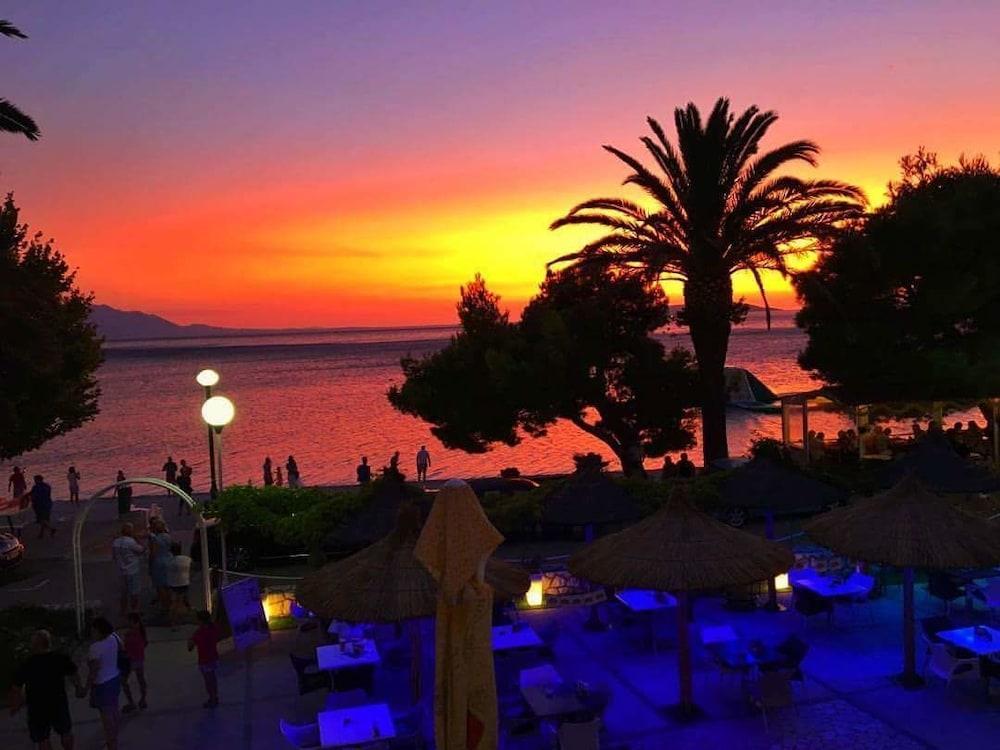 Hotel Laguna Gradac  Esterno foto