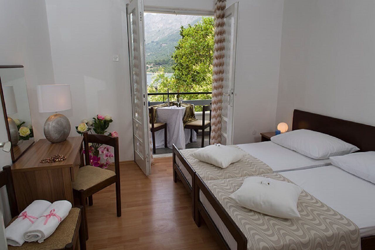 Hotel Laguna Gradac  Esterno foto